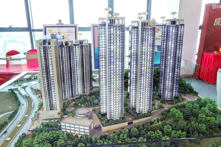 佳華領(lǐng)域廣場(chǎng)46㎡兩房77㎡四房49000元/平