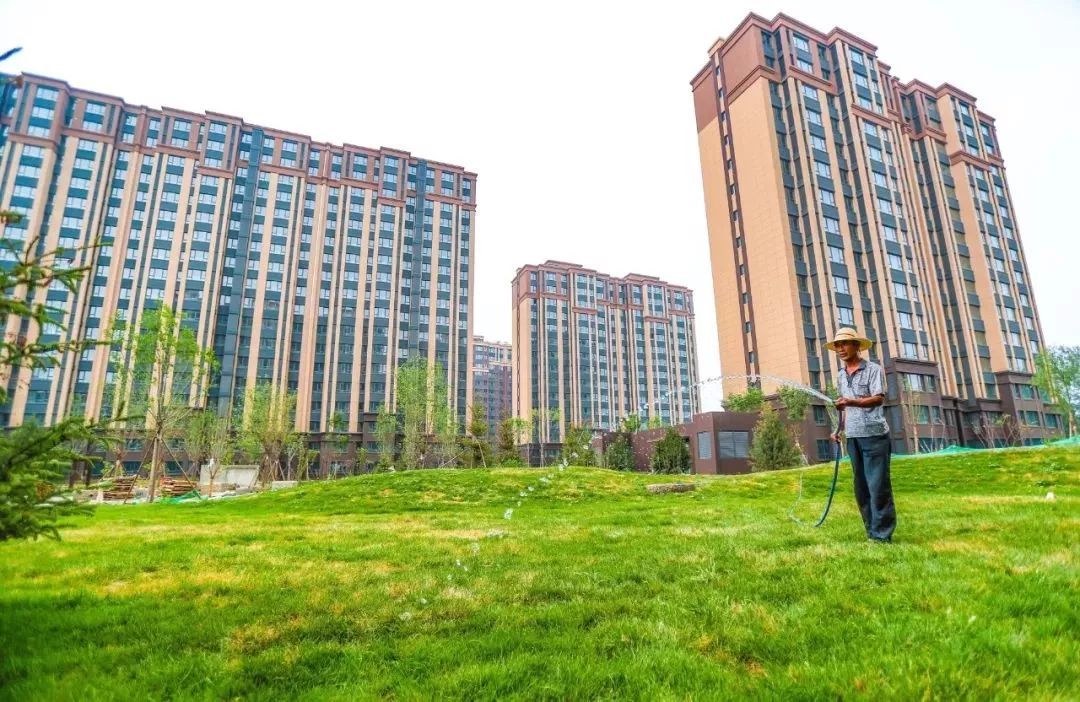 是王府井百貨和首航超市合作開設的超市