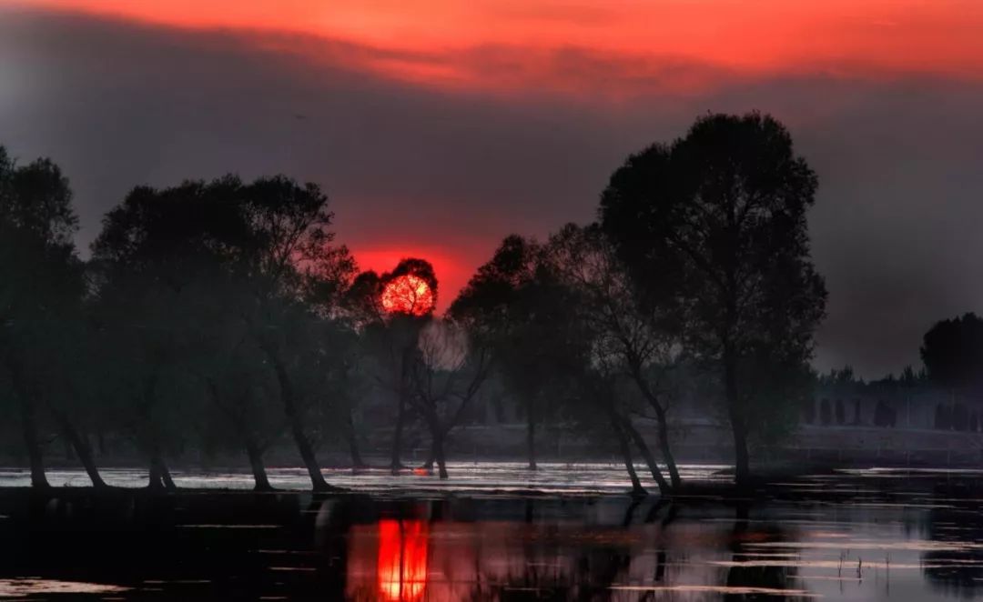比如北京另一個著名的睡城天通苑