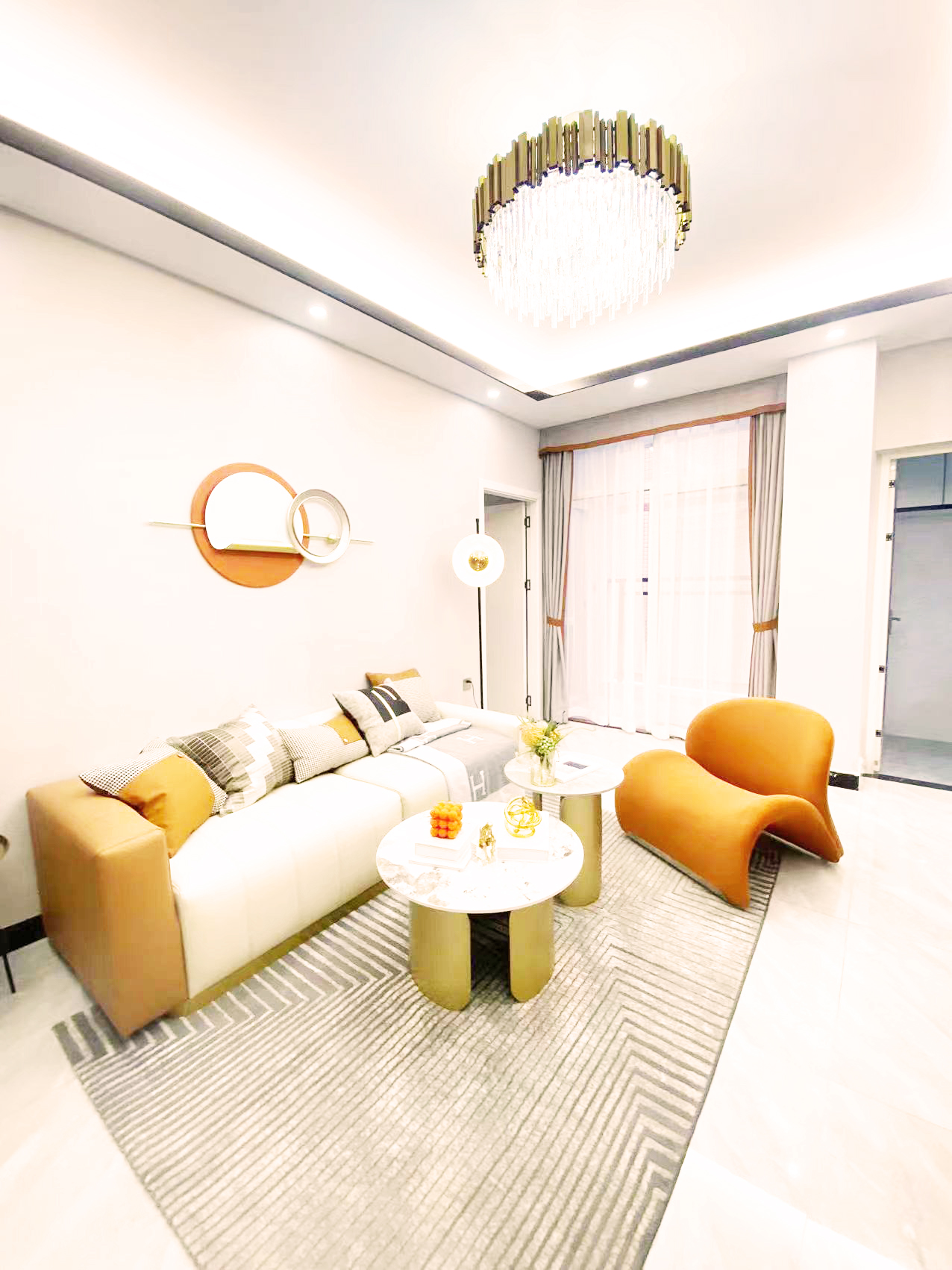  深圳石巖小產權房|雅居花園 首付35.8萬/套應人石站600米